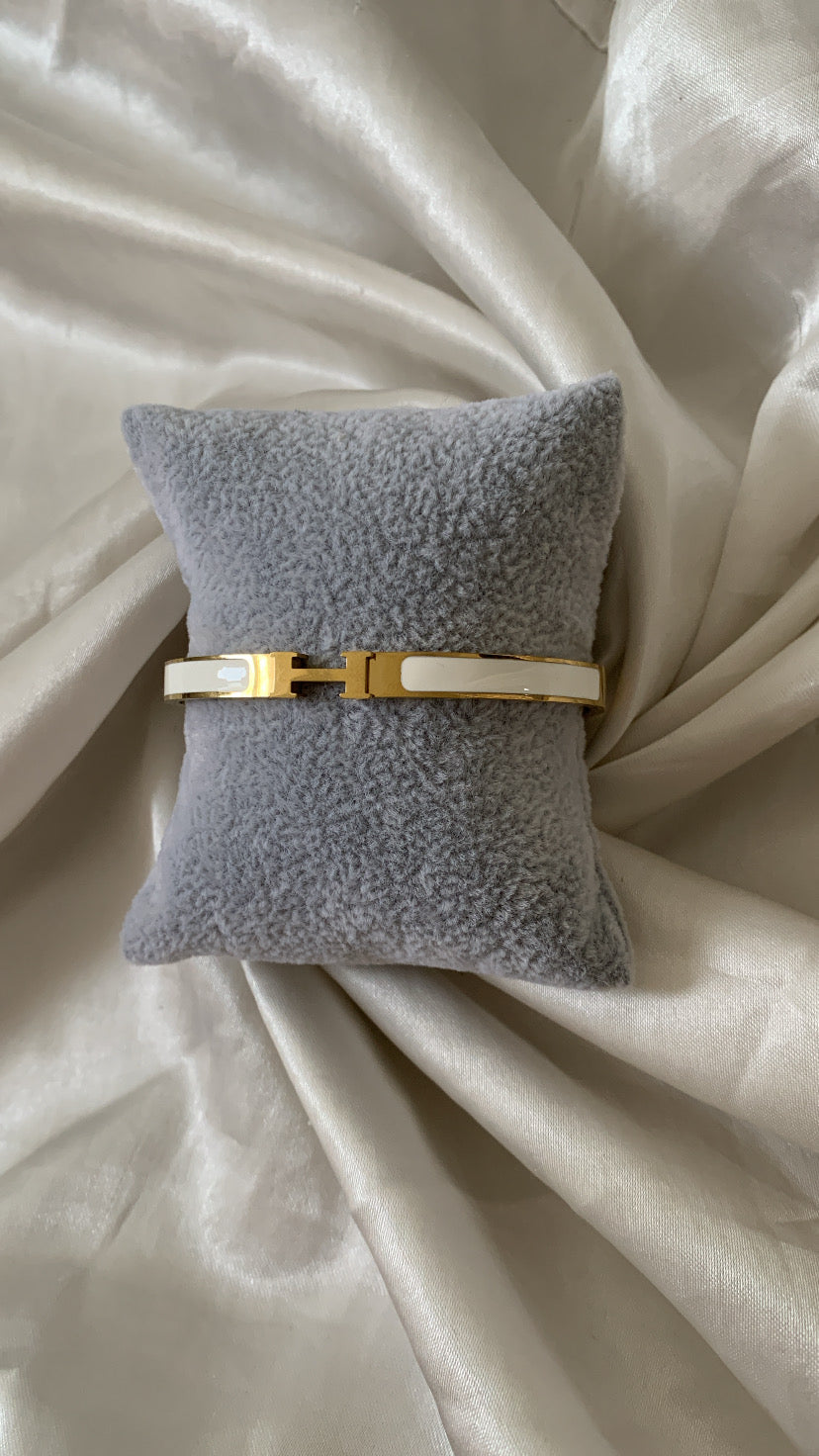 White H Bracelet